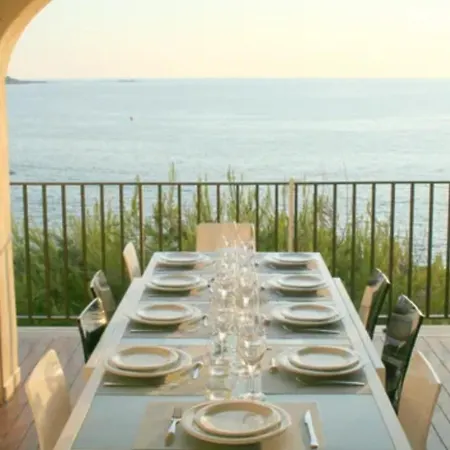 Les Pieds Dans L'eau *